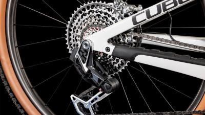 Cube Stereo ONE22 C:62 SLT 29 metallicwhite'n'black Gr&ouml;&szlig;e: M Produktbild 5